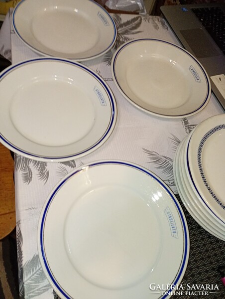 Utasellátó tányér 4 db Zsolnay  Több 100 Aukció Akció a termékeim között