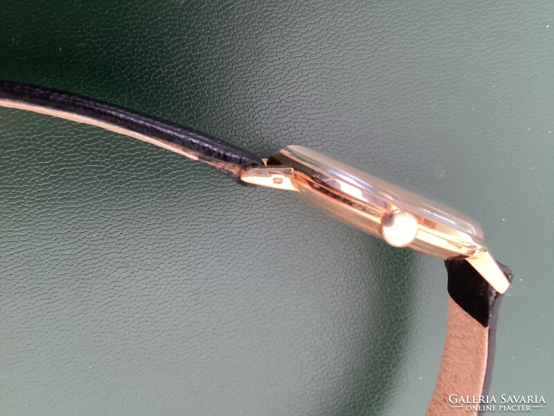 Certina mechanikus 14k-os férfi aranyóra az 1970-es évekből