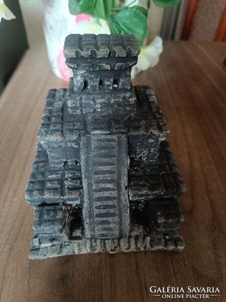 Maja inka templom szobor