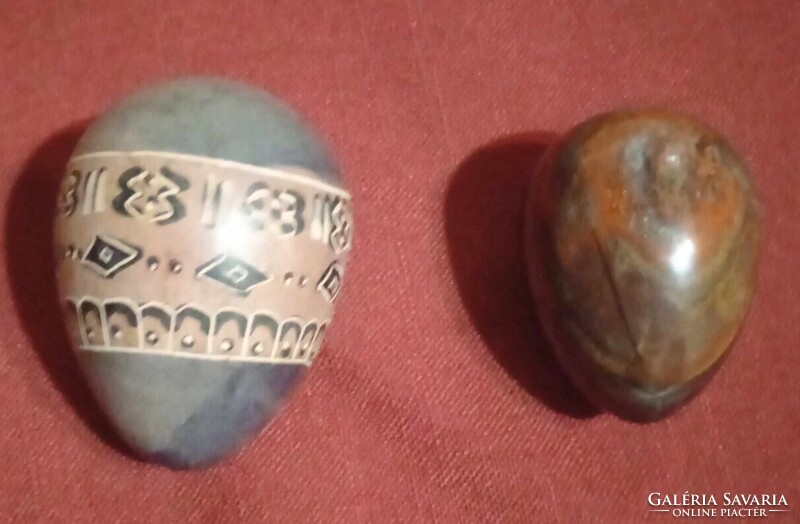 2 Ethnic eggs from South Africa. Made of stone and very beautiful for collectors of unique items