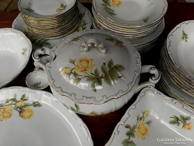 ZSOLNAY ÉTKÉSZLET, 12 személyes