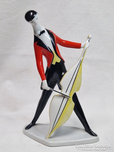 Zsolnay art deco stílusú Török János tervezte Csellós porcelán figura kis sérülésekkel 21 cm. magas
