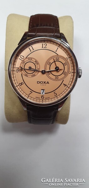 DOXA D-Retro 13510 férfi karóra. Gyönyörű újszerű állapotban. 42mm-es. Ajándéknak tökéletes.