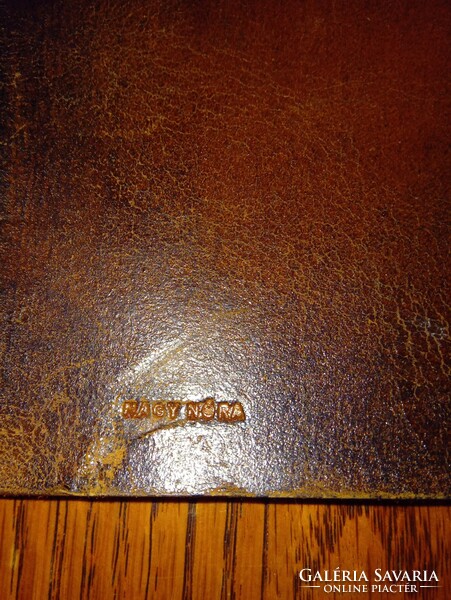 Jelzett Nagy Nóra bőr könyvborító