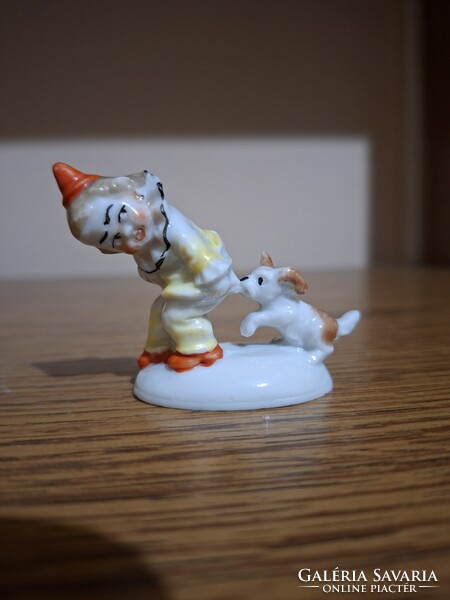 Wagner&Apel (német) porcelán bohóc kutyával. Jelzett