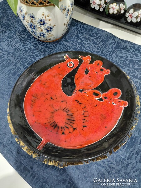 Jelzett falitányér