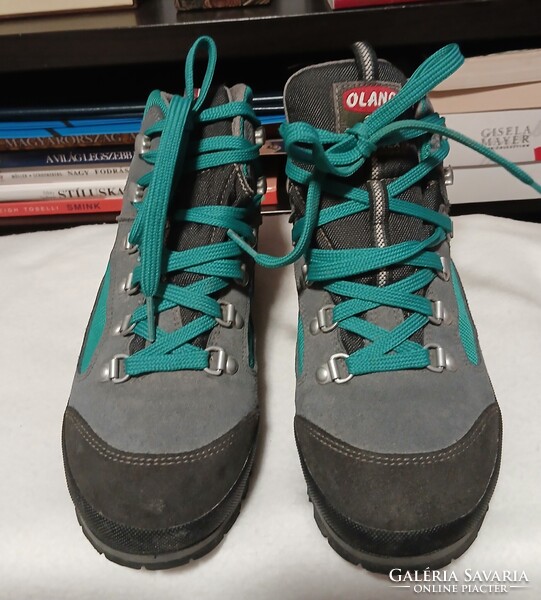 Olang 36-os bakancs unisex!