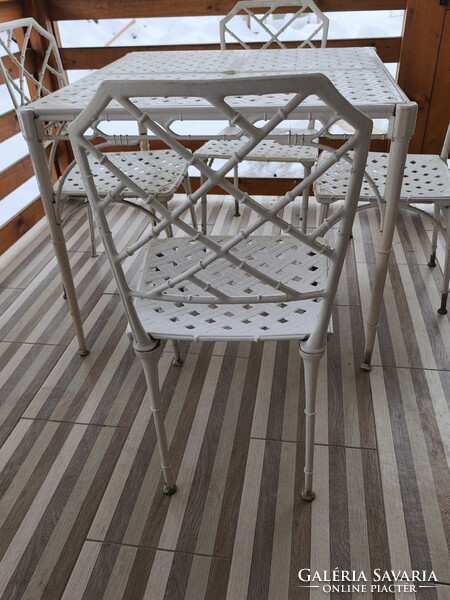 Ritka Alumínium kerti garnitúra, „bambusz hatású" formavilággal. 4+1db