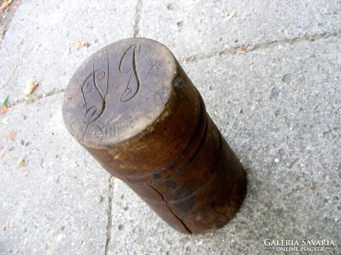 Antik tárgy eszköz fa mozsár