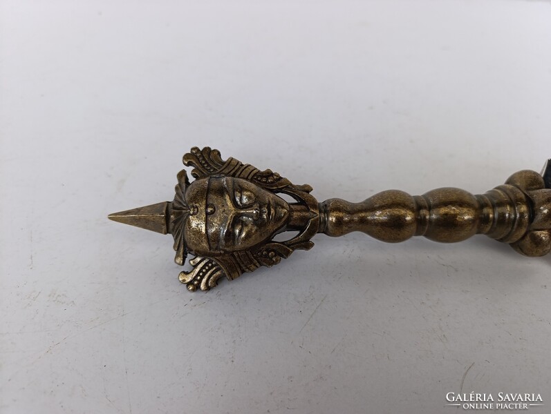 Antik buddhista phurba tibeti buddha szertartási eszköz szimbólum háromélű kés 777 6114