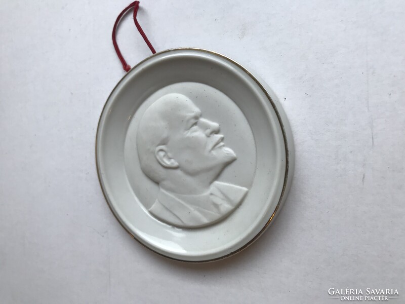Liciten Herendi Lenin fejes domborított plakett