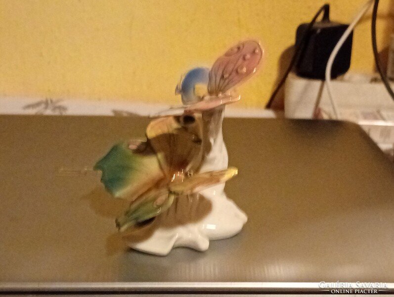 ENS PILLANGÓK hibátlan porcelán 9 cm magas