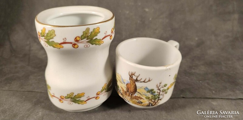 Kalocsai vadászos kaspó és csésze 606