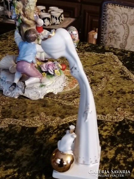"Királylány és a békakirály" Ősz Szabó Antónia tervezte Aquincumi porcelán figura