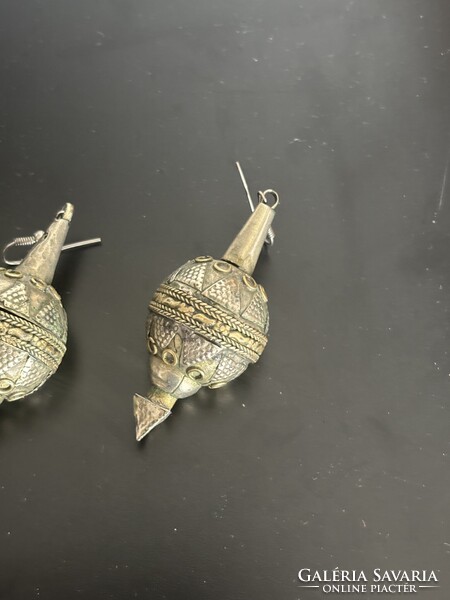 Tuareg / Berber  fülbevaló pár 19. század – amulett formájú, kézi munka, 6 cm