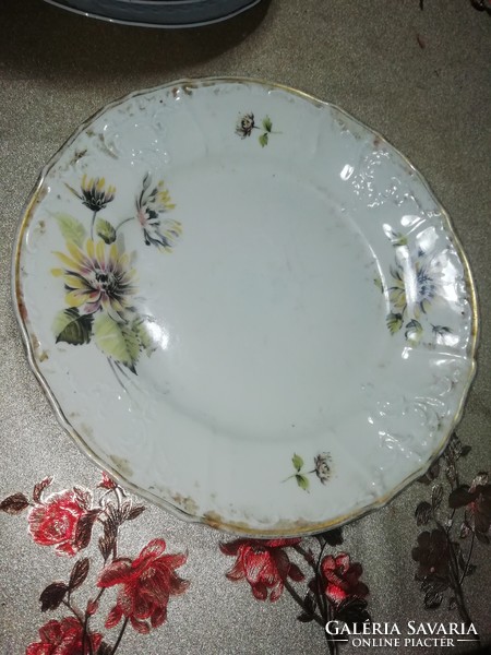 Antik Bernadotte porcelán tányér A képeken látható állapotban van.Akció Aukció több száz termék vegy