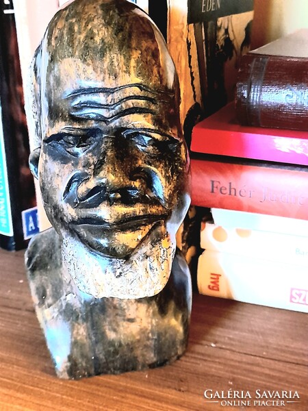 IgyenPosta:RITKA:Kőszobor,büszt afrikai őslakos/ öreg bölcs