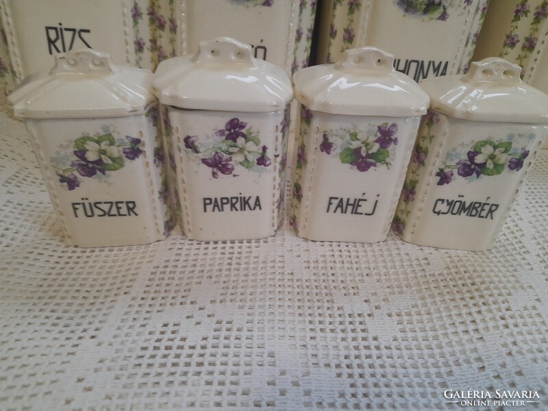 Grell ibolyás fűszertartók