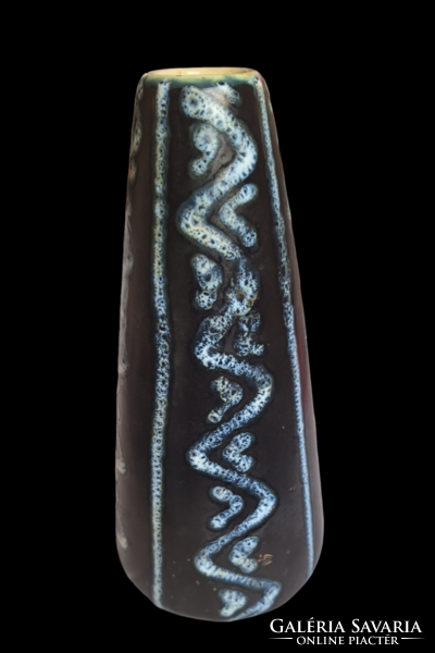 Tófej váza,  18 cm magas