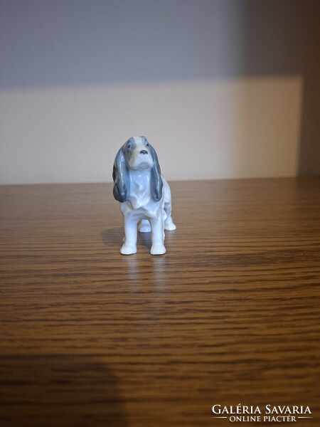 Metzler & Ortloff porcelán kutya, spániel. 11,5 cm. Jelzett