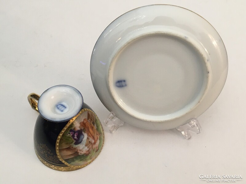 Cseh Altwien Angelika Kauffmann jelenetes kobaltkék porcelán dísz csésze + alj hibátlan állapotban