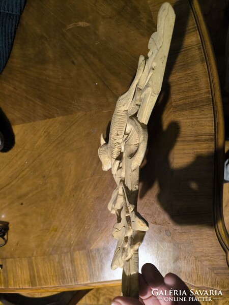 Gyönyörű faragott torony dísz bútor  vadàsz szarvas téna. Fekete Erdei Schwarzwaldi kakukk fali óra