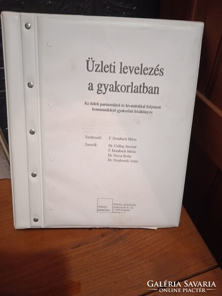 1998 edition of Uzleti levelezes a gyakorlataban Hungarian Hand book for students
