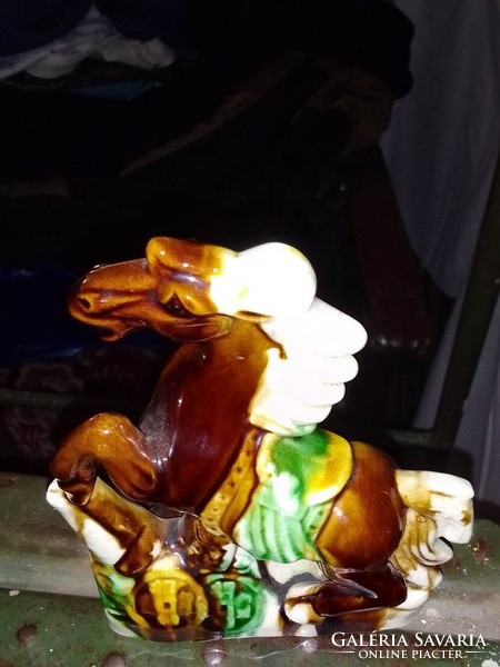 Crazy horse. Ceramics