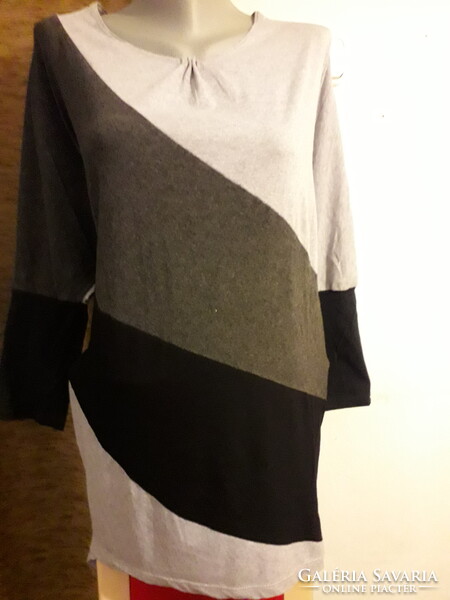 Szürke/fekete denevér 3/4 ujjú rugalmas molett felső tunika 50-52 újszerű