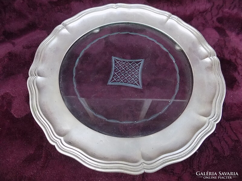 Szlovák fémjeles 800-as finomságú ezüsttálca 617 gramm ezüst (nettó ezüstsúly).