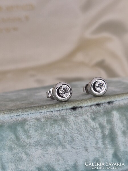 Modern fehérarany buton fülbevaló pár cca 0.34 ct briliánssal