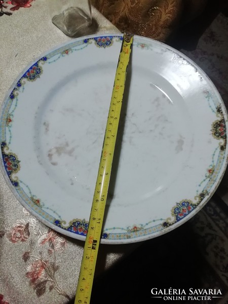 Porcelán kínáló 24. A képeken látható állapotban van Sok 100 Aukció és Akció a termėkeim között