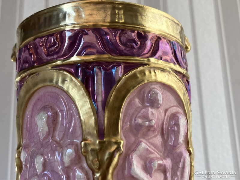 Zsolnay "Old Ivory" Irizáló dísztárgy – 1880-as évek