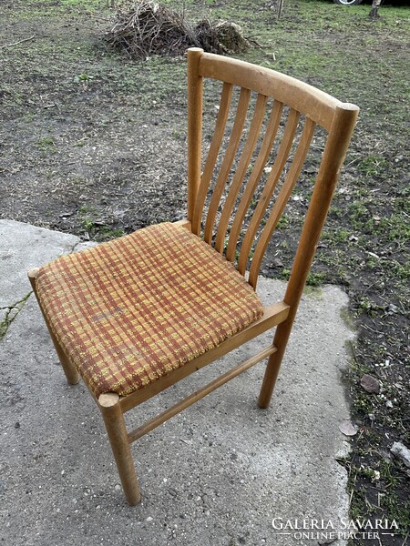 Régi szék 1 Ft-ról... teljes házürítés.