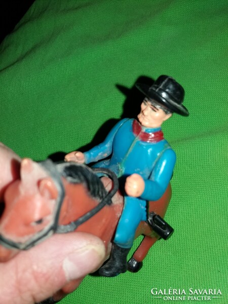 Régi trafikáru western cowboy óraműves plasztik LONE STAR lovas figura a képek szerint