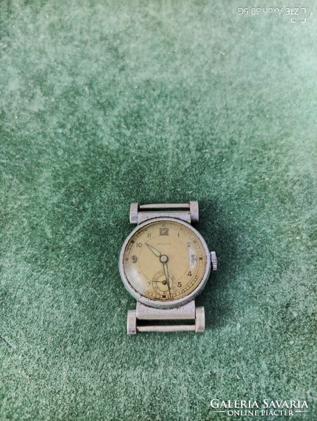 Eladó Rellum női karóra hibás