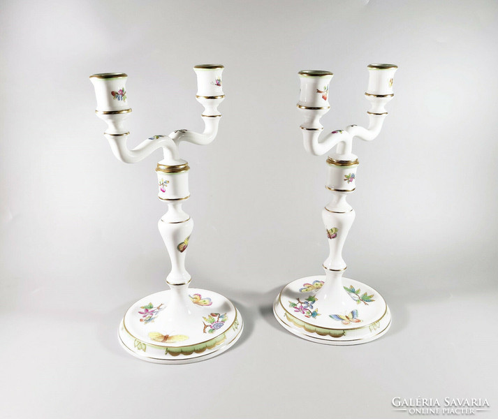 HERENDI, EGY PÁR QUEEN VICTORIA MINTÁS KÉZZEL FESTETT PORCELÁN GYERTYATARTÓ, HIBÁTLAN! (BT023)