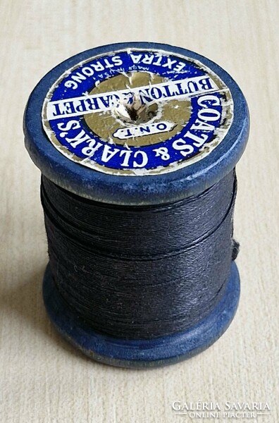Antik Coats & Clark's Kék Fa Spulni - "Button & Carpet" Extra Erős