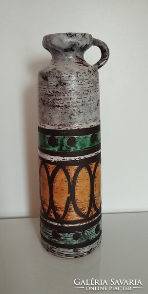 Fat lava stílusú váza 21 cm magas