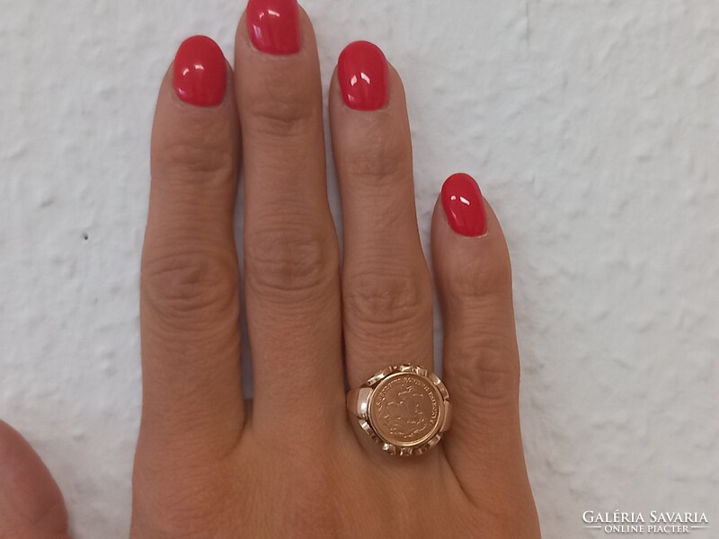 Sárkányölő Szent Györgyöt ábrázoló Arany pecsétgyűrű