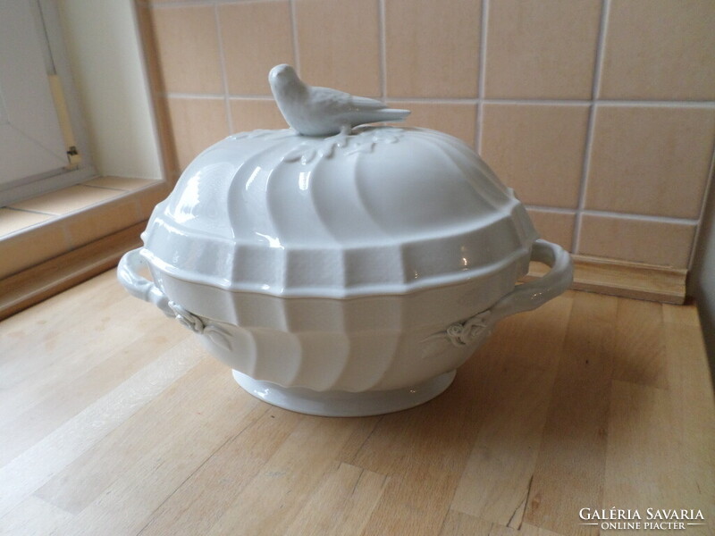 Herendi fehér porcelán leveses tál madaras fogóval