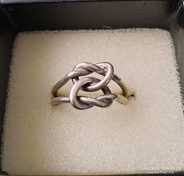 Nyitott ezüst gyűrű