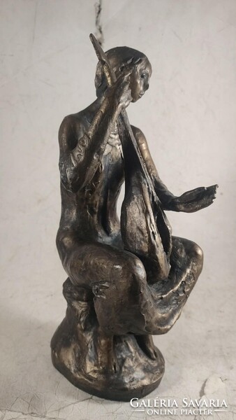 Bronzírozott képcsarnokos szobor 989