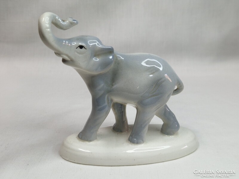 Ritka régi Gránit porcelán elefánt figura szép festéssel hibátlan állapotban 12,5 cm magas