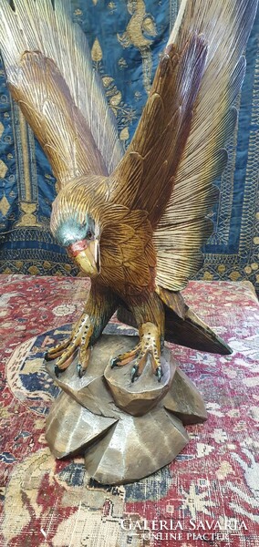 Nagyméretű festett sas, gyönyörűen kifaragott és festett fa szobor.80 cm magas.