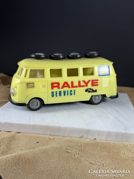 Volkswagen Transporter T1 Rally Service műanyag lendkerekes kis autó