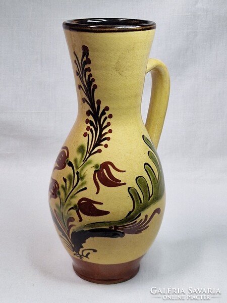 Jelzett Ifj. Szabó Karcagi jelzett festett mázas kerámia bokály hibátlan állapotban 23,5 cm. magas