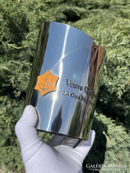 CHAMPAGNE CLUB - Veuve Clicquot „La Grande Dame” Polírozott Acél Pezsgőhűtő