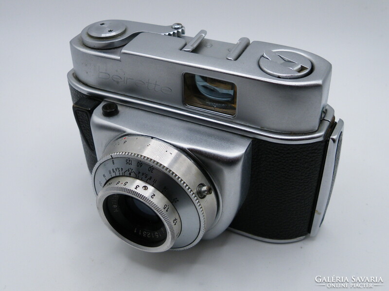 K671 Beier Beirette bőrtokos 35mm -es fényképezőgép