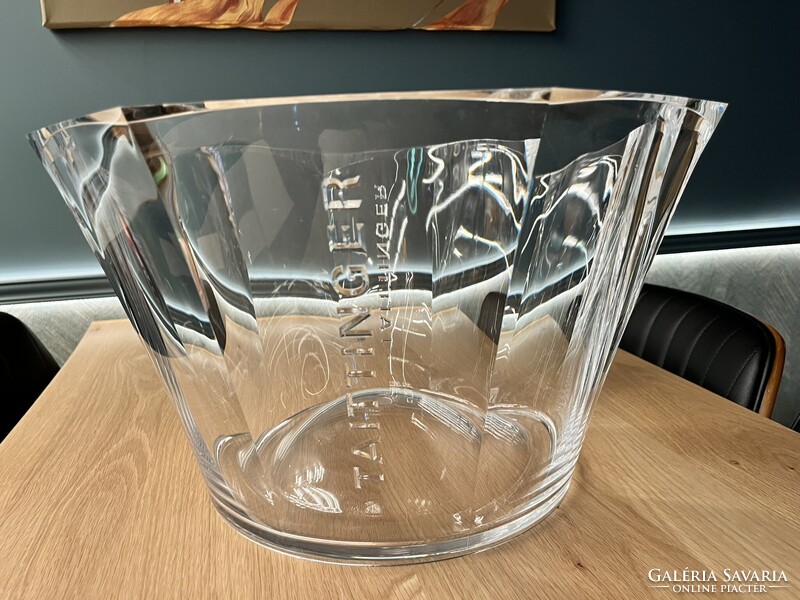 CHAMPAGNE CLUB - Taittinger XXL gyémánt formájú pezsgőhűtő 12 db Lounge Plastic Flute